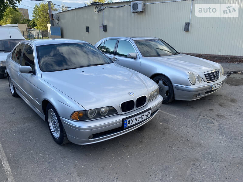 Седан BMW 5 Series 2000 в Первомайске