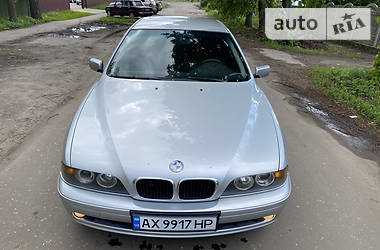 Седан BMW 5 Series 2000 в Первомайске