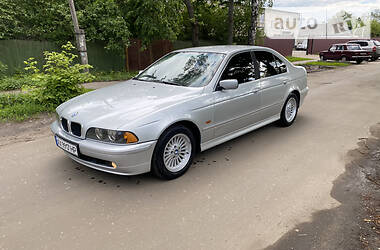 Седан BMW 5 Series 2000 в Первомайске