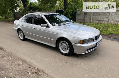 Седан BMW 5 Series 2000 в Первомайске