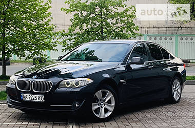 Седан BMW 5 Series 2012 в 