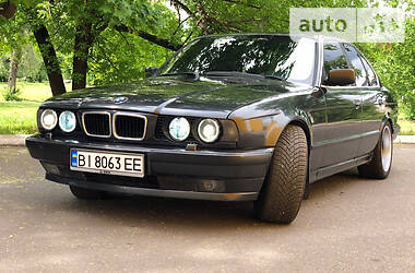Седан BMW 5 Series 1993 в Кременчуці