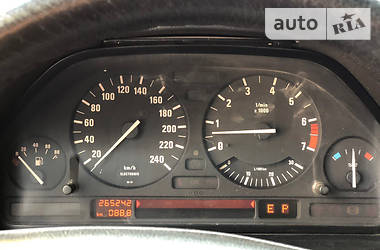Седан BMW 5 Series 1993 в 