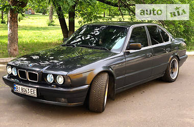 Седан BMW 5 Series 1993 в Кременчуці