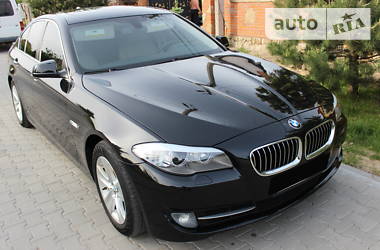 Седан BMW 5 Series 2013 в Львове