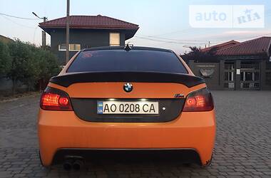 Седан BMW 5 Series 2005 в Ужгороді