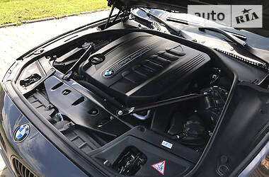 Седан BMW 5 Series 2012 в 