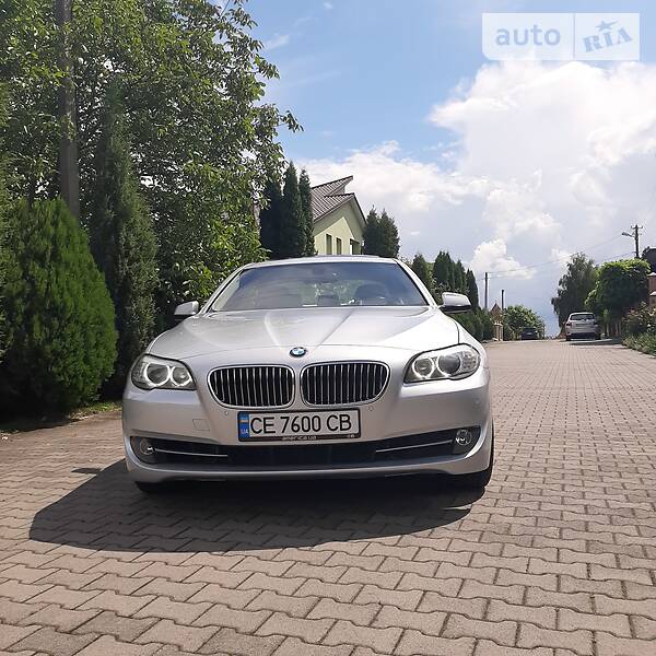 Седан BMW 5 Series 2013 в Черновцах