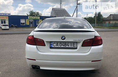 Седан BMW 5 Series 2012 в Смеле