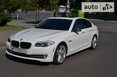 Седан BMW 5 Series 2013 в Харькове