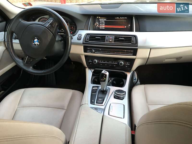Универсал BMW 5 Series 2014 в Черновцах
