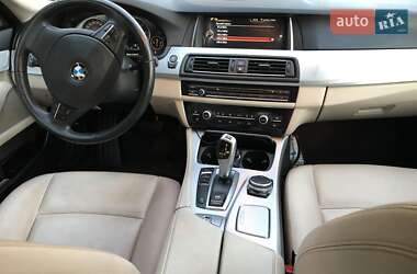 Універсал BMW 5 Series 2014 в Чернівцях