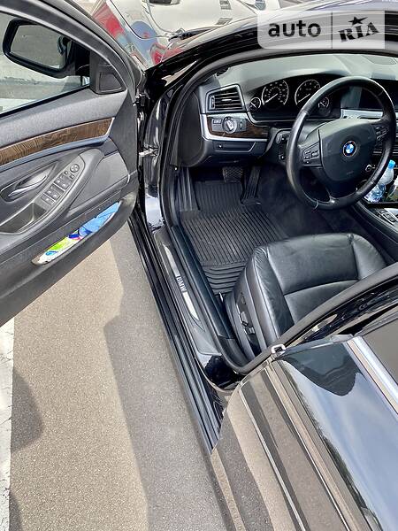 Седан BMW 5 Series 2012 в Києві