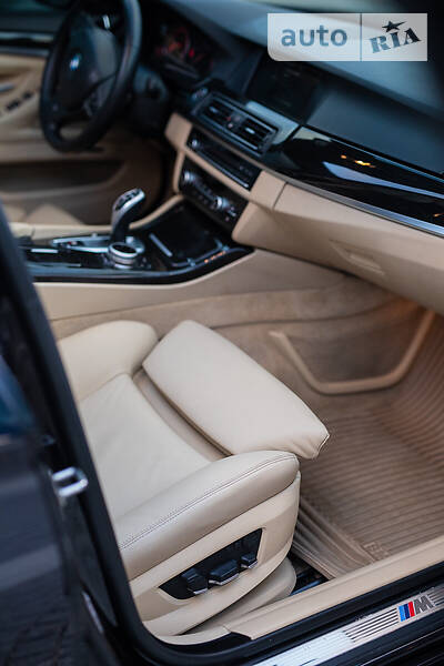 Седан BMW 5 Series 2011 в Дніпрі