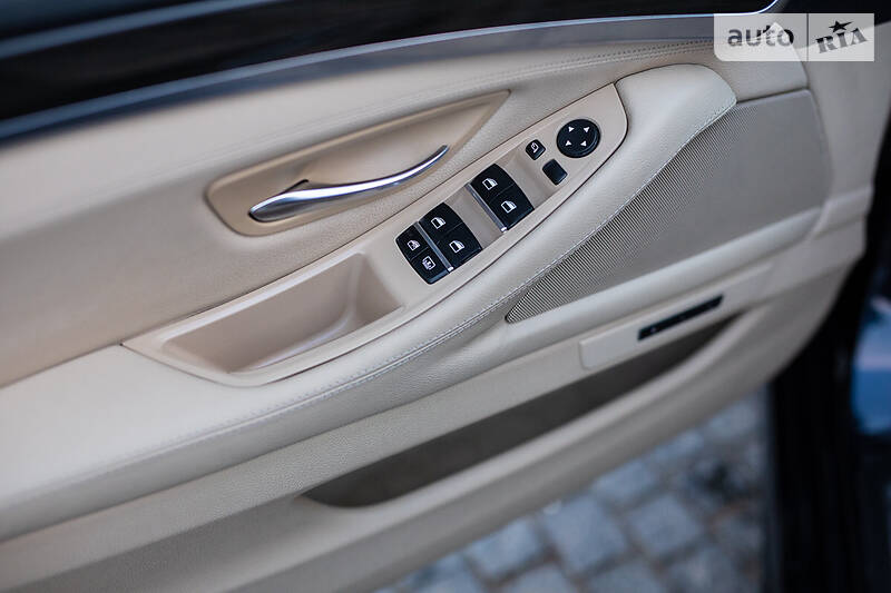 Седан BMW 5 Series 2011 в Дніпрі