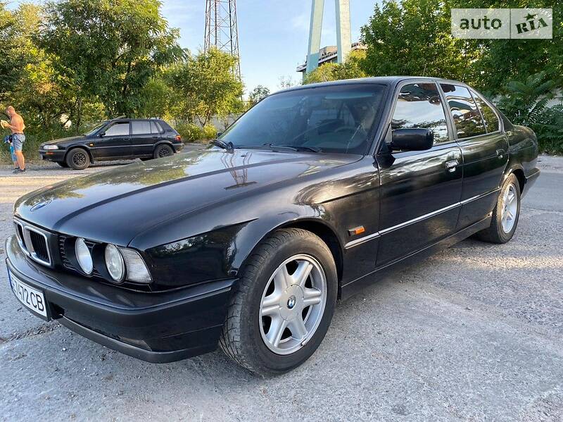 Седан BMW 5 Series 1994 в Миколаєві