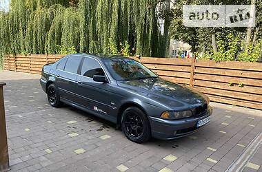 Седан BMW 5 Series 2002 в Ровно