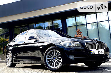 Седан BMW 5 Series 2011 в Днепре