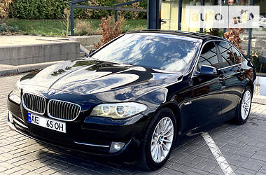 Седан BMW 5 Series 2011 в Днепре