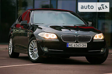 Седан BMW 5 Series 2011 в Днепре