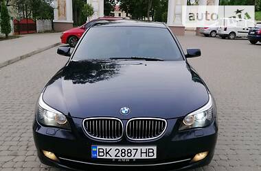 Седан BMW 5 Series 2007 в Остроге