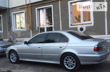 Седан BMW 5 Series 2002 в Кременце