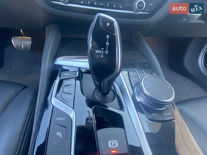 Седан BMW 5 Series 2018 в Ивано-Франковске