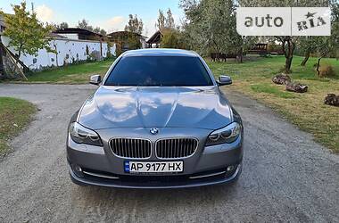 Седан BMW 5 Series 2010 в Бердянске