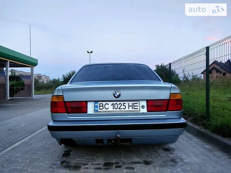 Седан BMW 5 Series 1991 в Дрогобыче