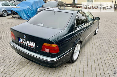 Седан BMW 5 Series 2001 в Черновцах