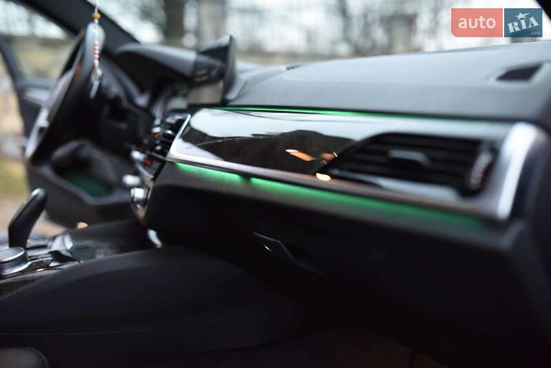 Седан BMW 5 Series 2018 в Ивано-Франковске