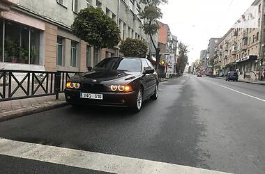 Седан BMW 5 Series 2001 в Харькове