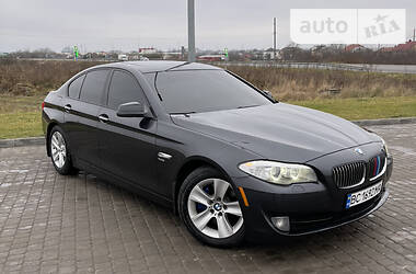 Седан BMW 5 Series 2011 в Львове