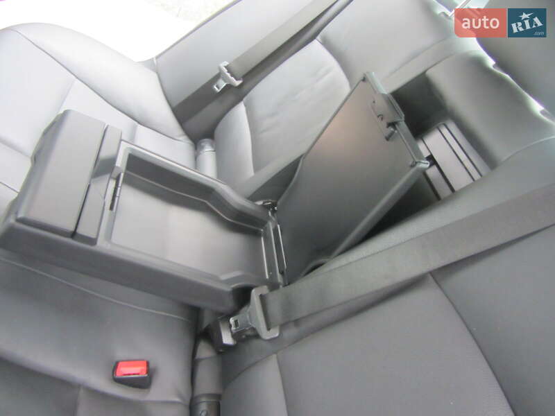 Седан BMW 5 Series 2013 в Житомире фото 35 Седан BMW 5 Series 2013 в Житомире