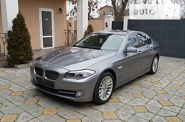 Седан BMW 5 Series 2012 в Бердянске