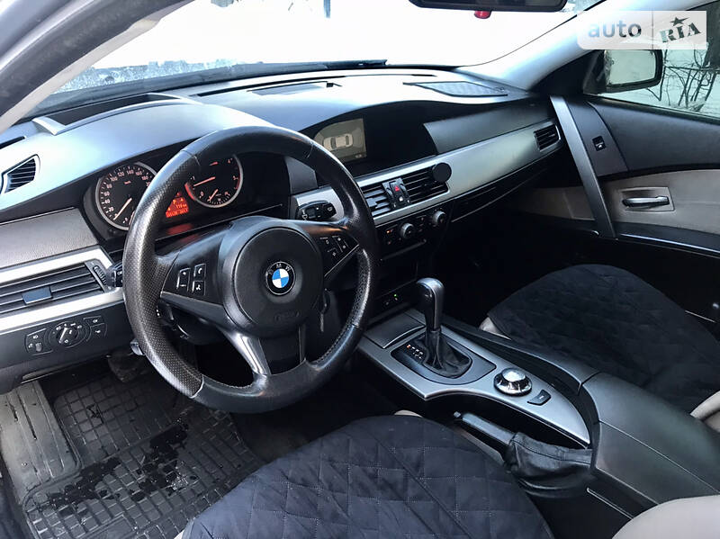 Седан BMW 5 Series 2004 в Рокитном