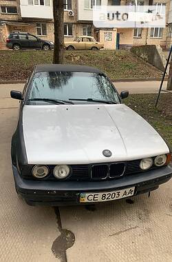 Седан BMW 5 Series 1992 в Черновцах