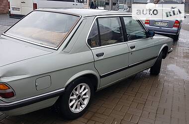 Седан BMW 5 Series 1983 в Ровно