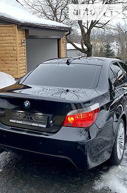 Седан BMW 5 Series 2007 в Умані