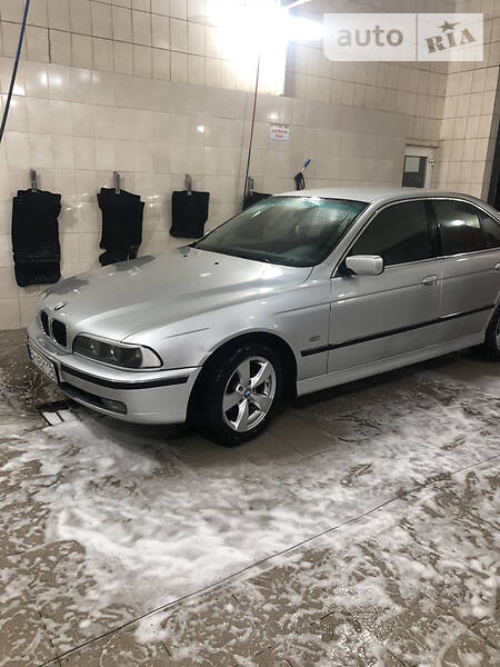 Седан BMW 5 Series 2000 в Одесі