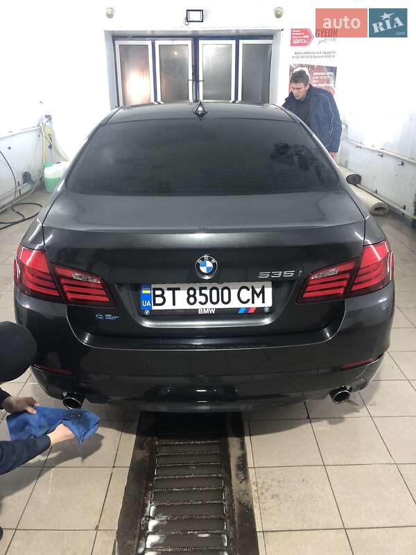 Седан BMW 5 Series 2012 в Києві фото 41 Седан BMW 5 Series 2012 в Києві