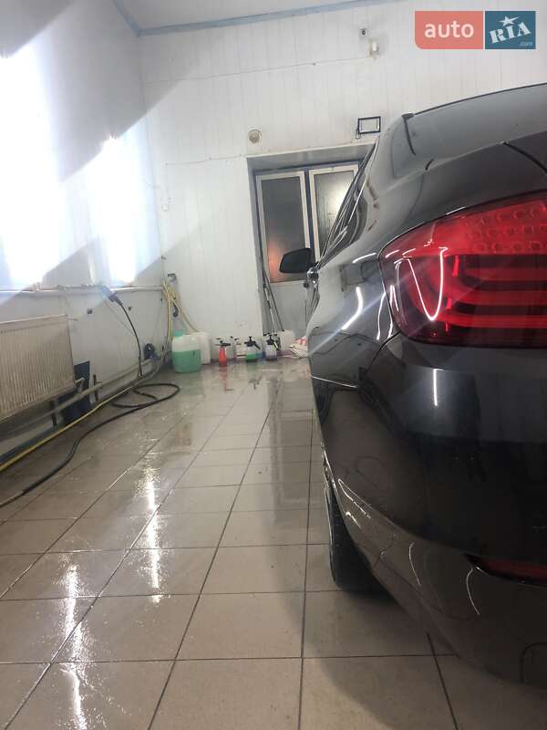 Седан BMW 5 Series 2012 в Києві фото 53 Седан BMW 5 Series 2012 в Києві