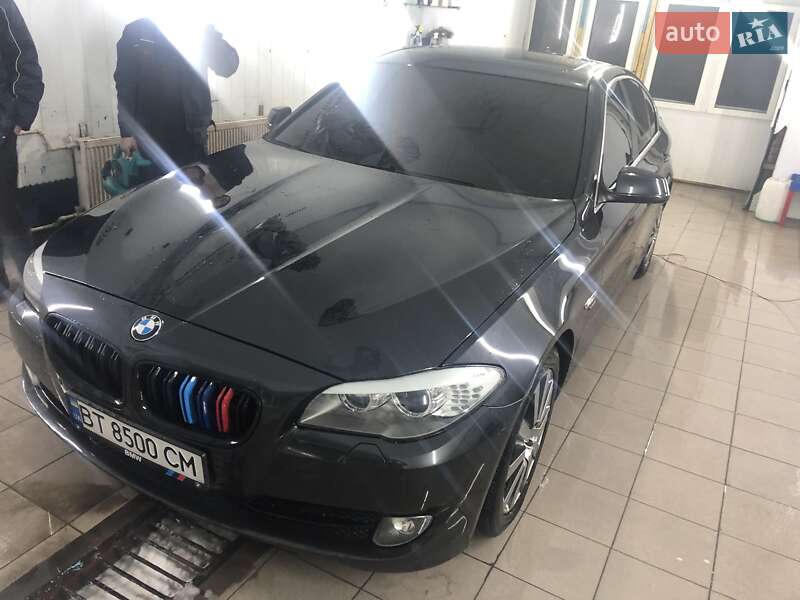 Седан BMW 5 Series 2012 в Києві фото 57 Седан BMW 5 Series 2012 в Києві