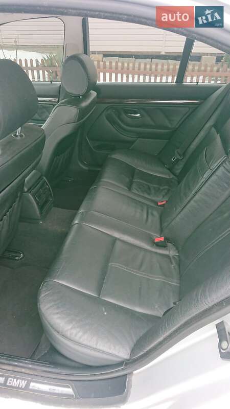 Седан BMW 5 Series 2002 в Коломые