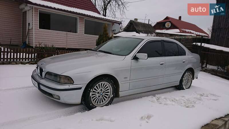 Седан BMW 5 Series 2002 в Коломые