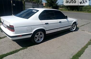 Седан BMW 5 Series 1991 в Хмельницком