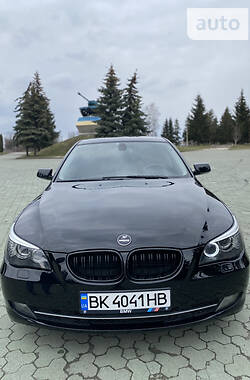 Седан BMW 5 Series 2008 в Дубно