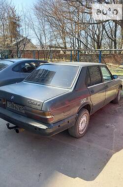 Седан BMW 5 Series 1987 в Николаеве