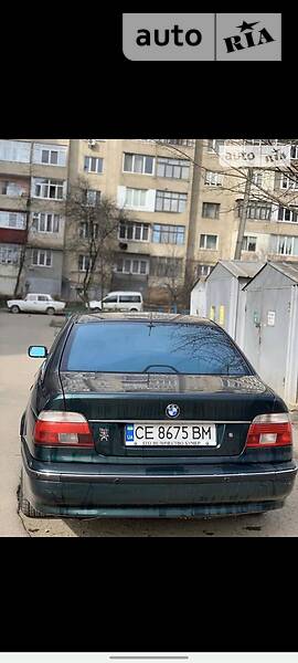 Седан BMW 5 Series 1997 в Чернівцях