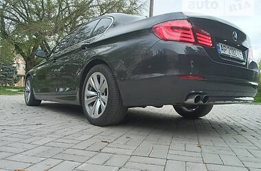 Седан BMW 5 Series 2011 в Токмаке